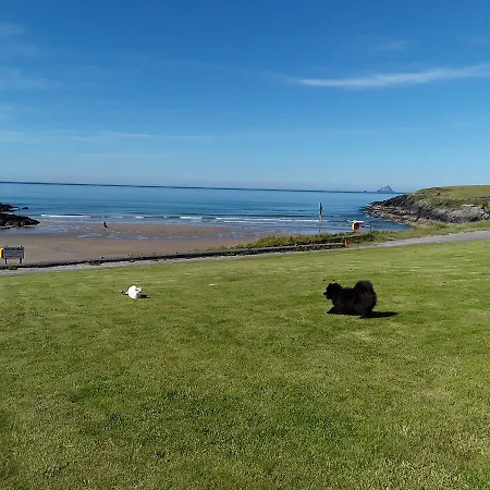 Beachcove Guest house
